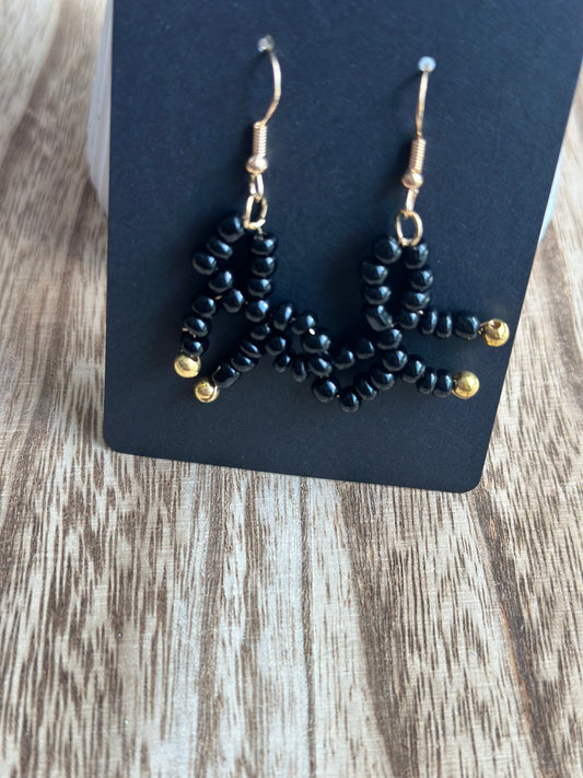 Bow seed bead earrings